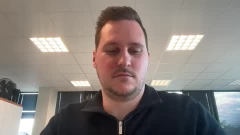 Lucas online show from April 20, 2:31 pm