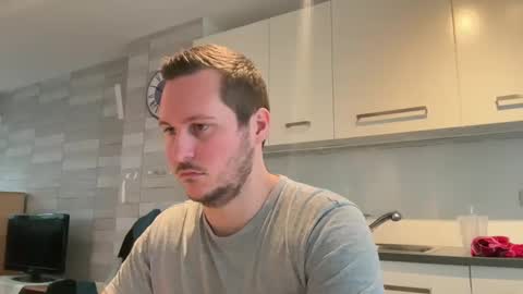 Lucas online show from December 31, 10:58 am