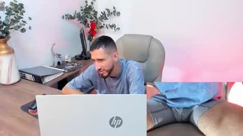 Lucas online show from February 25, 2:48 am