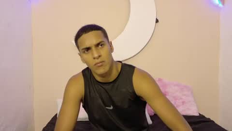 lucas837481 online show from July 15, 2:50 am