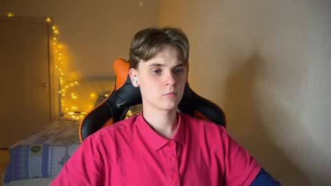 Lucas Gill online show from February 17, 10:27 pm