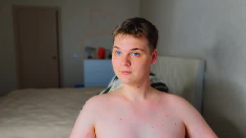 Lucas Gill online show from February 20, 6:26 am