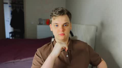 Lucas Gill online show from February 24, 8:39 am