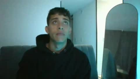 Lucas online show from May 5, 2:07 am