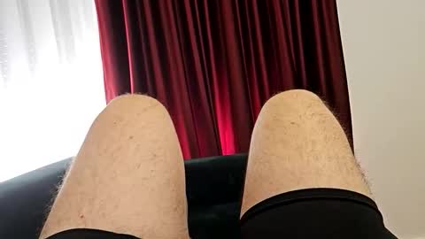 lucas_j_31 online show from October 20, 7:46 am