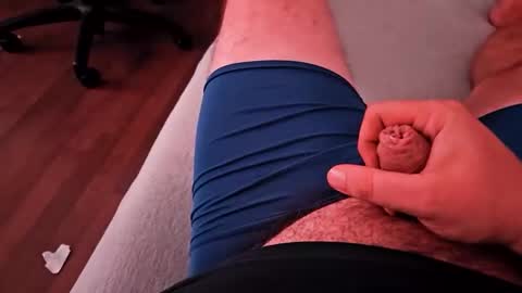 lucas_j_31 online show from October 26, 9:36 pm