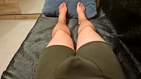 lucas_j_32 online show from June 25, 1:46 am