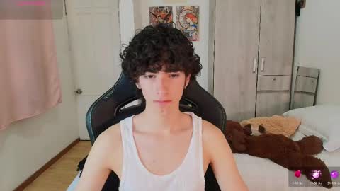 lucas_xo online show from May 7, 2:07 am