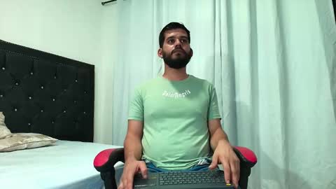 Lucas  Beaumont online show from January 17, 11:35 pm