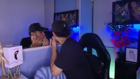 lucascarterr online show from November 12, 4:48 am