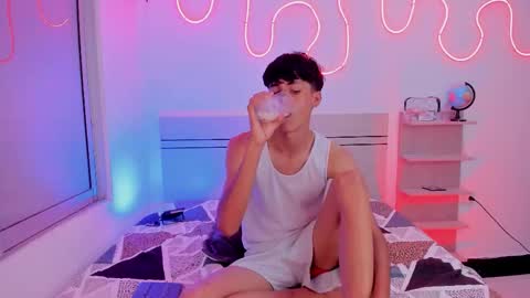 Luccas Ferreira online show from October 26, 11:15 pm