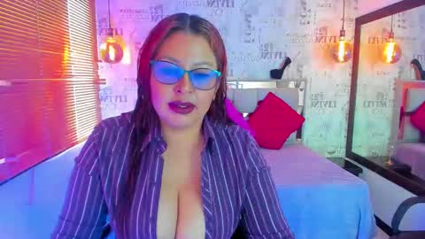 luccy_luuu online show from January 19, 12:59 pm