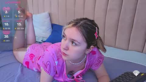 lucia_copper online show from October 28, 3:46 pm