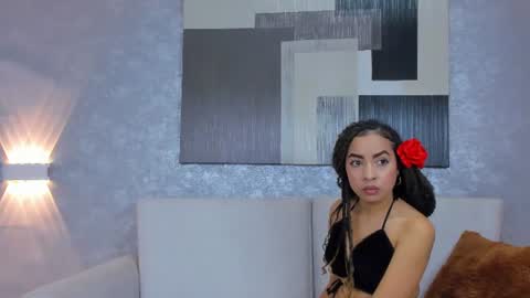 Lucla online show from June 17, 10:26 pm