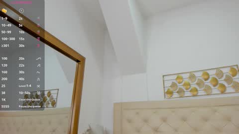 lucia_lorenz online show from February 4, 11:36 am