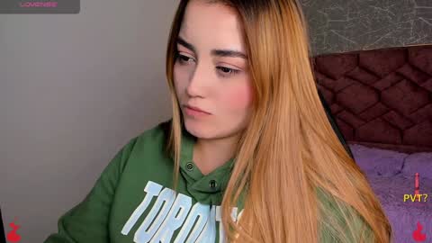 Snapshot of lucia_star_ chatting on January 23, 8:02 pm lucia star  online show from January 23, 8:02 pm