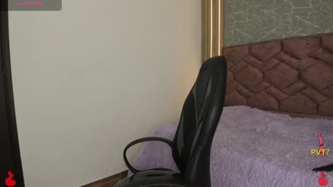 Snapshot of lucia_star_ chatting on January 14, 11:05 pm lucia star  online show from January 14, 11:05 pm