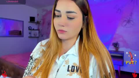 Snapshot of lucia_star_ chatting on March 5, 2:57 am lucia star  online show from March 5, 2:57 am