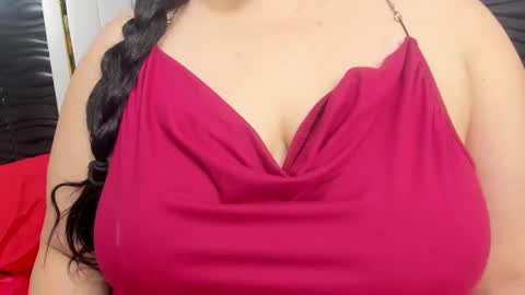 Lucia Vonne online show from February 26, 3:32 pm