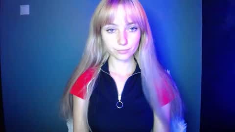 Lucy online show from September 27, 8:28 pm