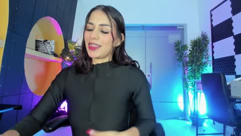    online show from February 9, 2:38 am