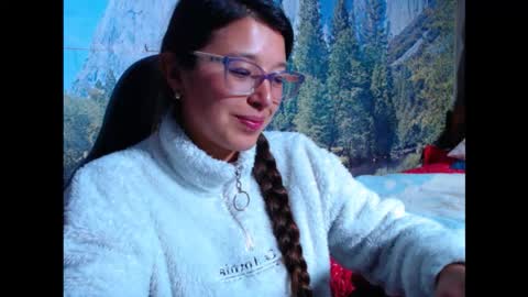 Lucy online show from September 29, 2:10 am