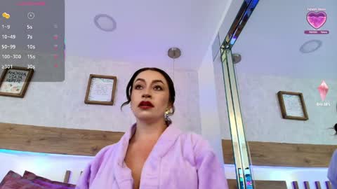 Luciana online show from May 11, 2:45 pm