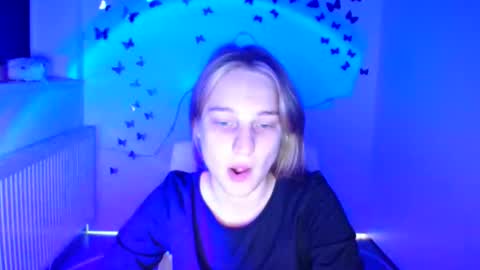 Lucie online show from November 28, 11:01 pm