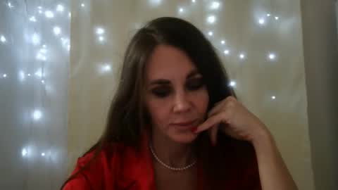 LucieMack online show from November 17, 5:04 pm