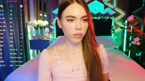 Snapshot of lucifiella chatting on October 14, 7:06 pm MimiFors online show from October 14, 7:06 pm
