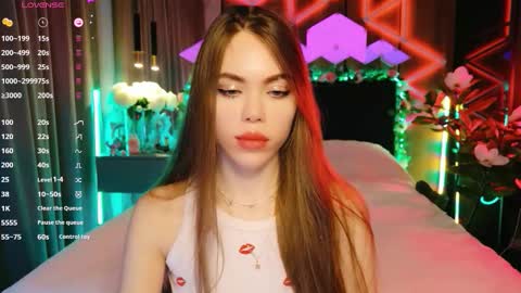 Snapshot of lucifiella chatting on September 23, 5:07 pm MimiFors online show from September 23, 5:07 pm