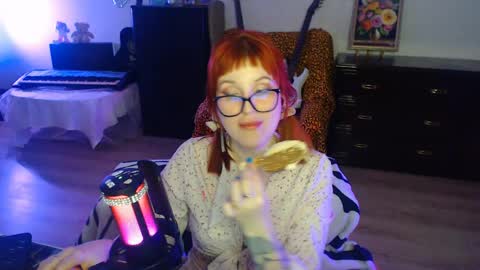 Lexa online show from May 10, 9:43 pm