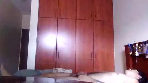 lucio234329776 online show from October 18, 3:05 pm