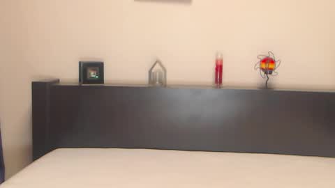 lucky4905010 online show from February 24, 11:41 pm