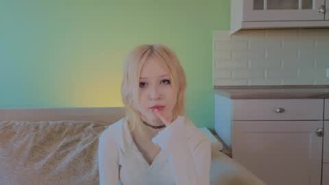 Kiki online show from April 1, 7:09 am