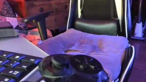 Lucky online show from November 20, 9:23 pm