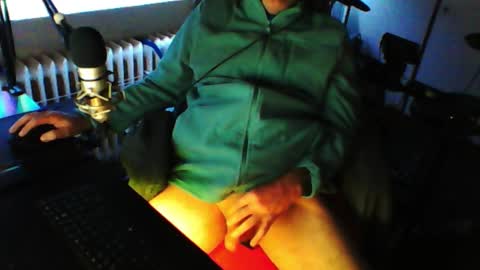        call me  Stefan online show from October 16, 6:29 pm