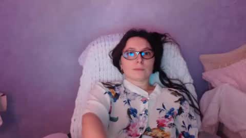 luckylinda23 online show from March 20, 10:04 pm