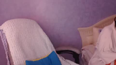 luckylinda23 online show from January 5, 5:38 pm