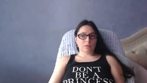 luckylinda23 online show from May 21, 11:28 am
