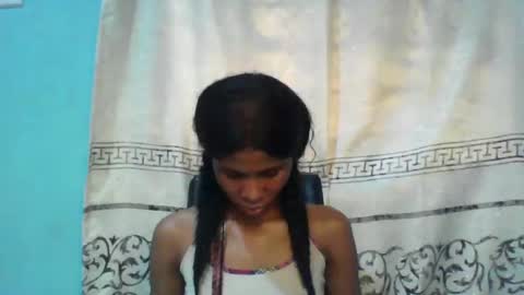Snapshot of luckymadequeen chatting on February 16, 10:32 am Gloria online show from February 16, 10:32 am
