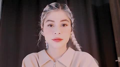 luckysapphire777 online show from September 21, 9:46 am