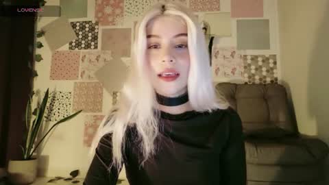 luckysapphire777 online show from July 22, 11:56 am