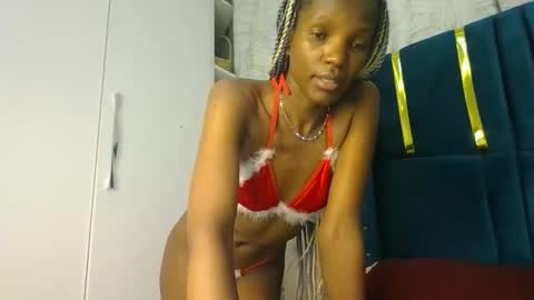 brielle online show from December 13, 7:53 pm