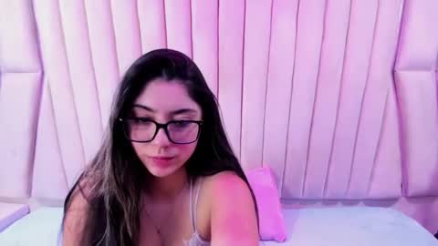 lucy_anal_ online show from December 18, 10:38 pm