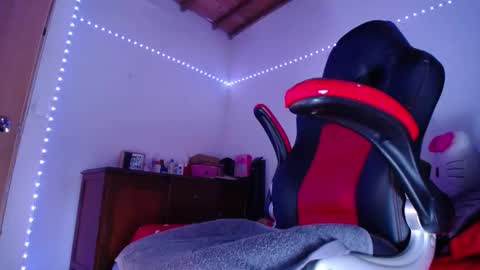 lucy online show from September 14, 11:06 pm