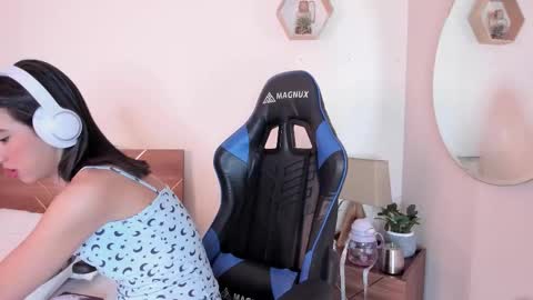 Your Lucy online show from November 11, 4:25 am