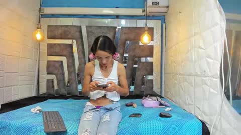 Lucy unlimit come back here  online show from March 19, 2:33 pm