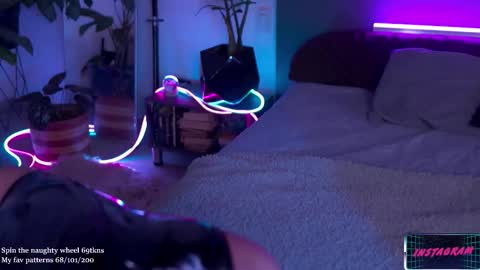 Lucy Alien  online show from November 25, 3:44 pm