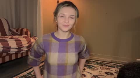 Lucy online show from April 1, 11:12 pm